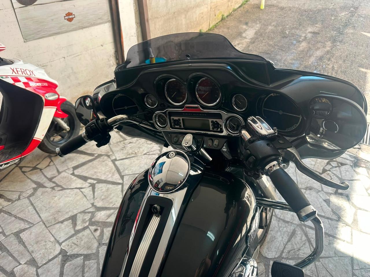 Harley-davidson FLHTCU Ultra Classic Electra Glide