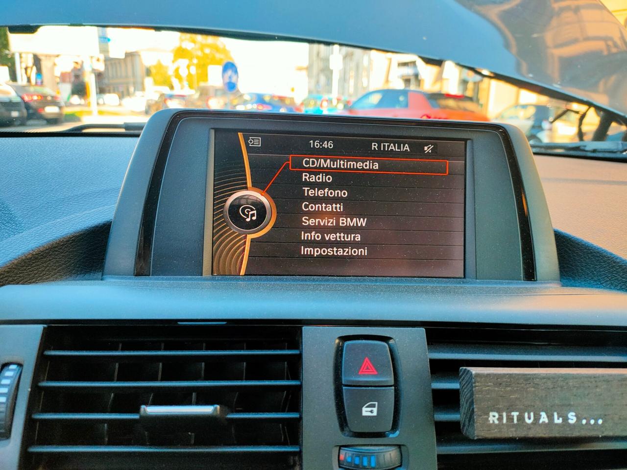 Bmw 116d 5p. Efficient Dynamics Urban
