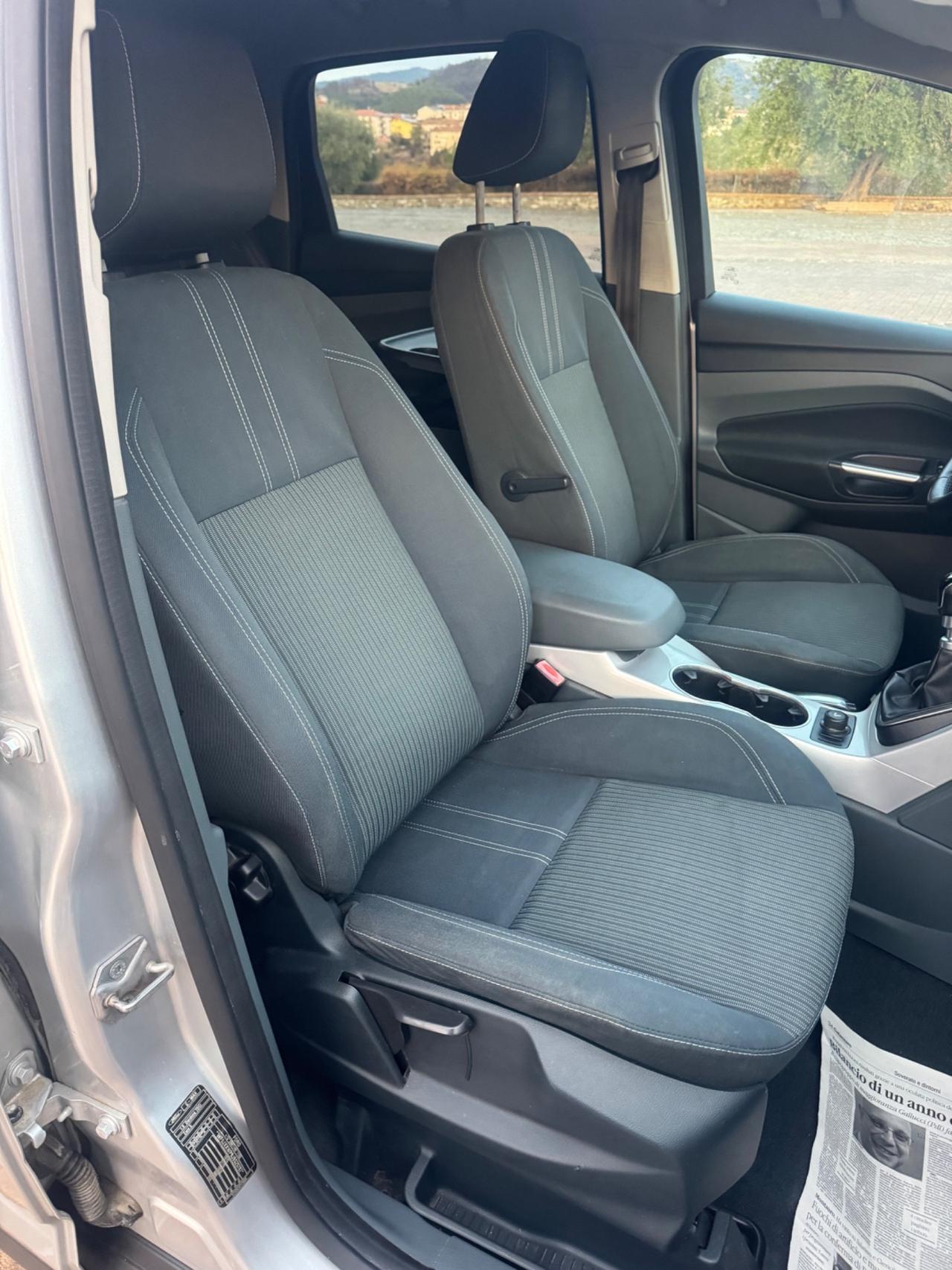 Ford C-Max 1.6 TDCi 115CV *TITANIUM* 2013