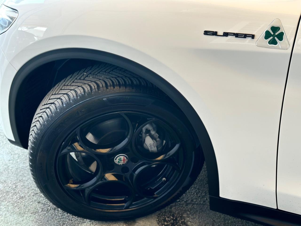 Alfa Romeo Stelvio Super 2.2 Turbodiesel 190 Cv