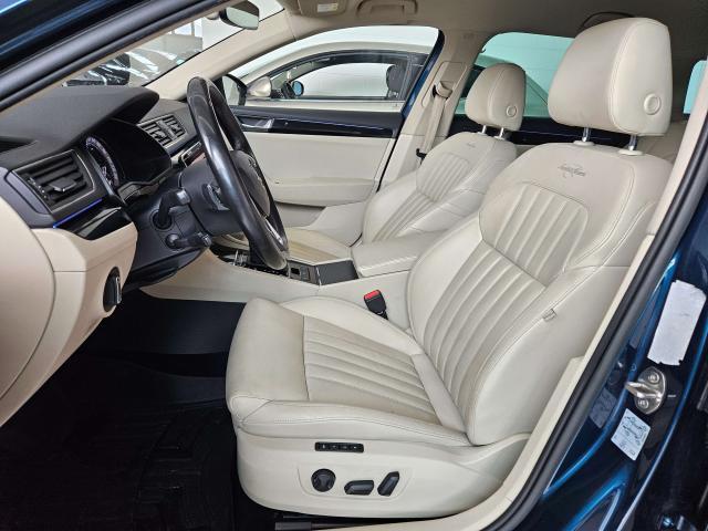 Skoda Superb Superb Wagon 2.0 tdi Laurin 4x4