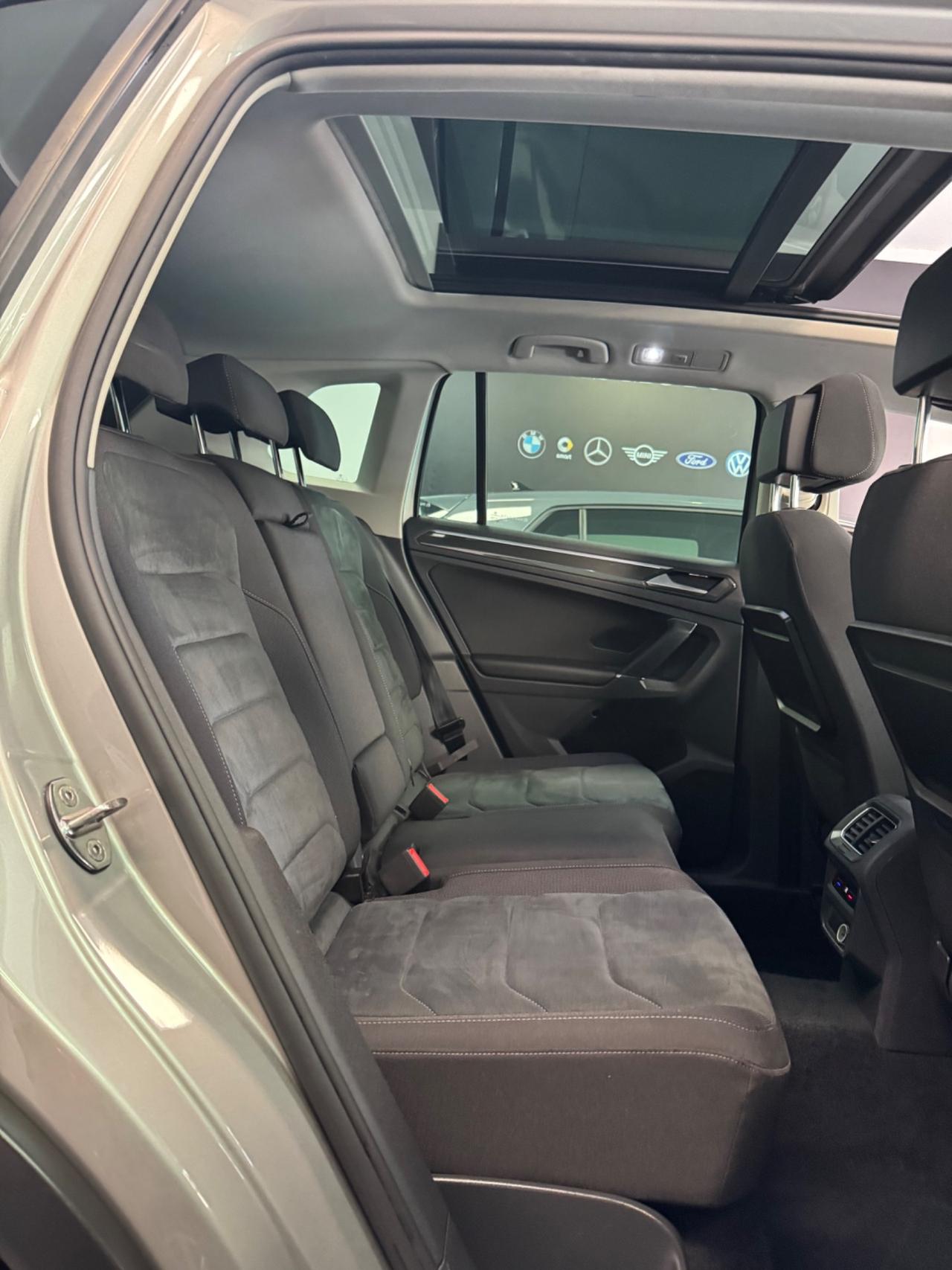 VW TIGUAN 2.0 240 CV 4MOTION R-LINE TETTO