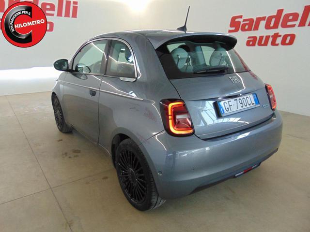 FIAT 500e Berlina 42 kWh La Prima