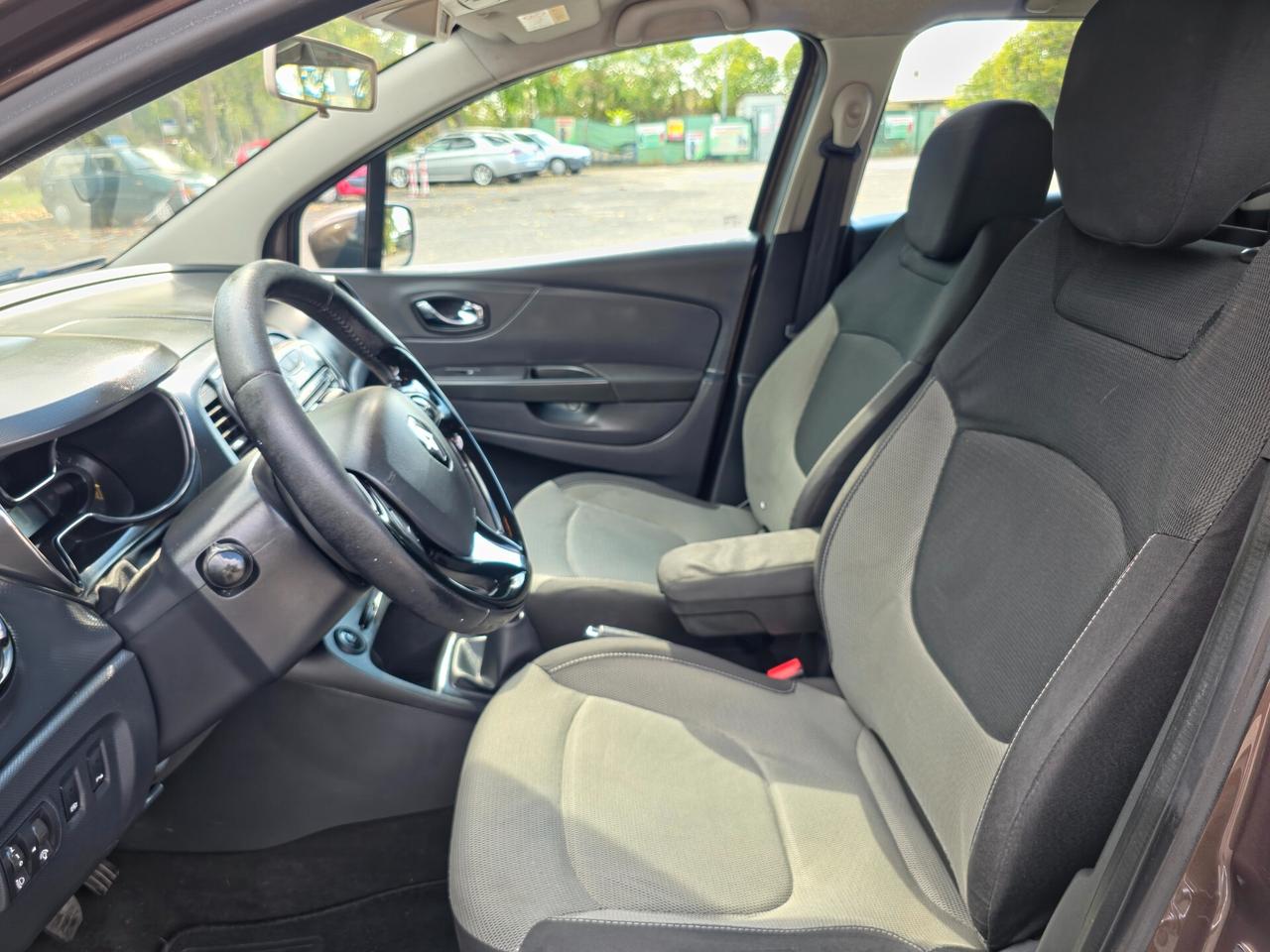 Renault Captur 1.5 dCi 8V 90 CV Start&Stop Energy R-Link E5B Manuale NEO 2014