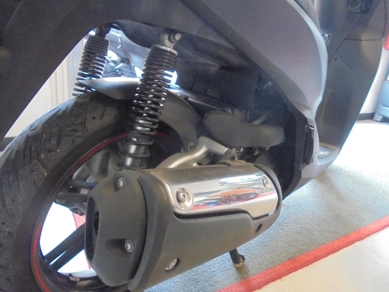 Honda SH 300 i SPORT ABS