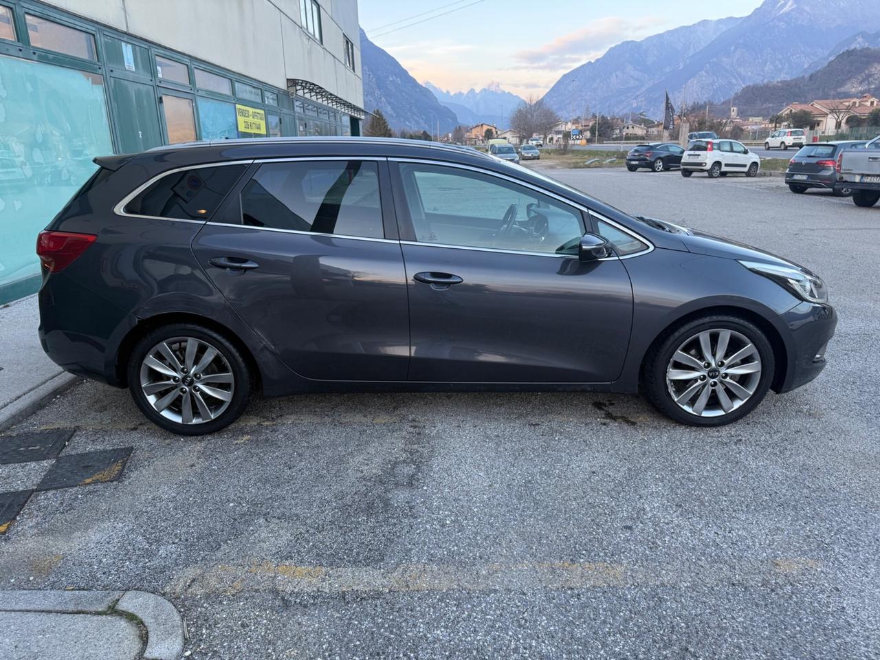 Kia Ceed cee'd 1.6 CRDi 128 CV aut. SW Platinum