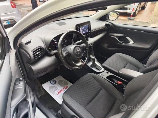Toyota Yaris 1.5 Hybrid 5 porte Business