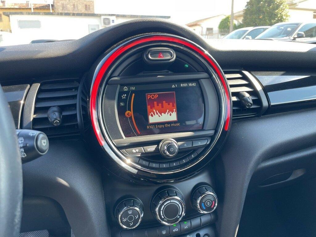 Mini Cooper D 1.5 TwinPower Turbo Cooper D Business DCT