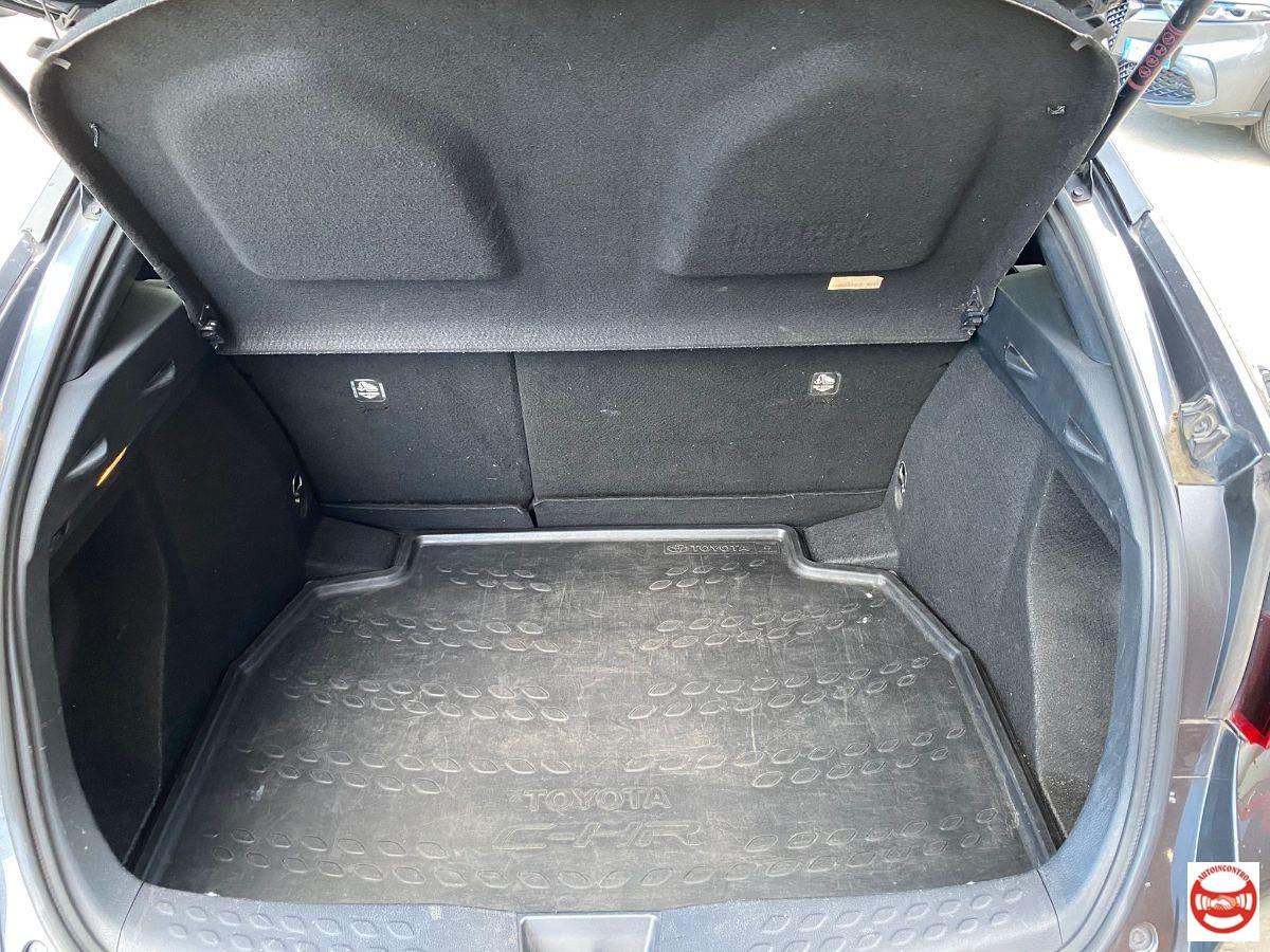 TOYOTA - C-HR 1.8h Trend e-cvt Hybrid