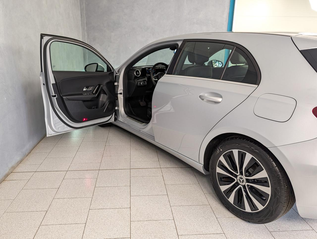 Mercedes-Benz 180 Automatic Style Line