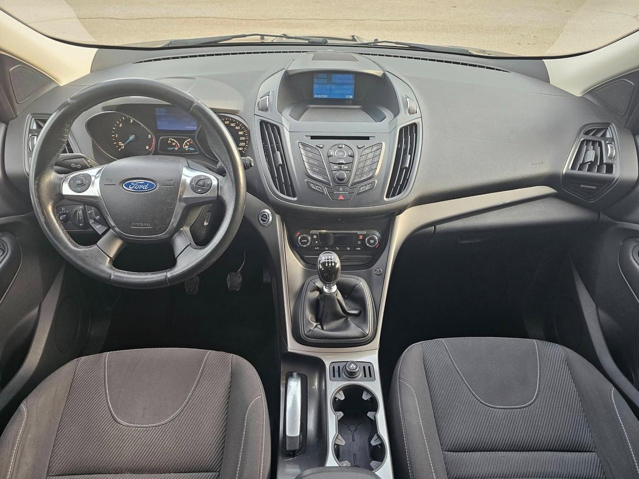 Ford Kuga 2.0 TDCI 140 CV 4WD Titanium
