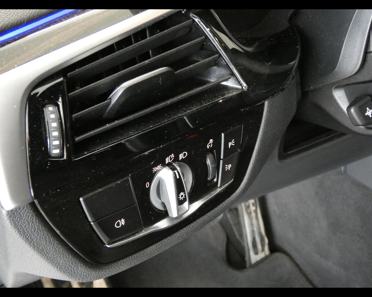 BMW Serie 6 G.T. (G32) - 630d xDrive 48V Gran Turismo Msport