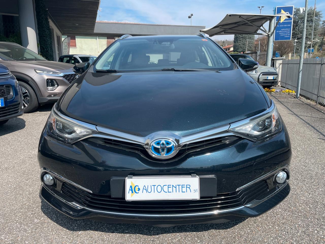 Toyota Auris Touring Sports 1.8 Hybrid Lounge