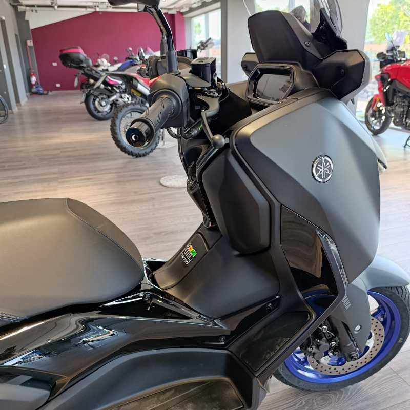 Yamaha X-Max 125 - 2026