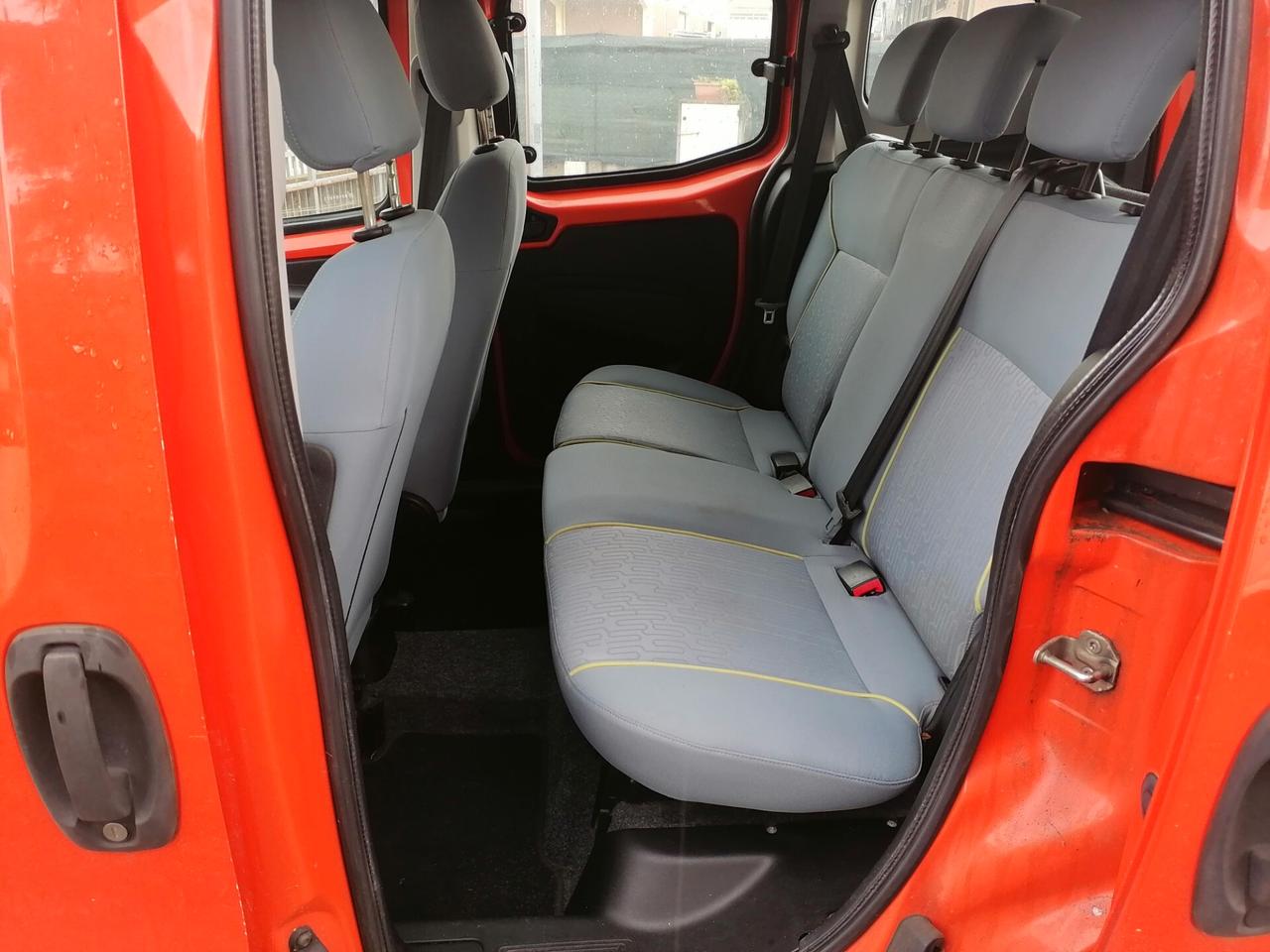 PEUGEOT BIPPER Tepee 1.3 HDI 55 kw 2011 neopatentati