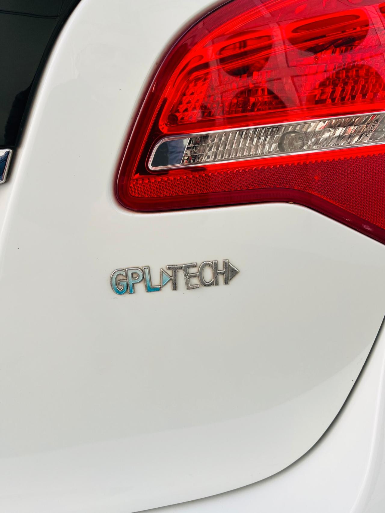 Opel Meriva 1.4 Turbo 120CV GPL Tech Cosmo