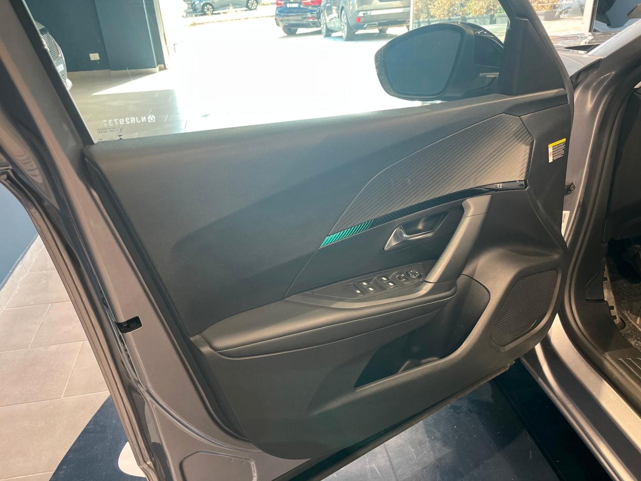 Peugeot 2008 BlueHDi 110 S&S Allure Pack