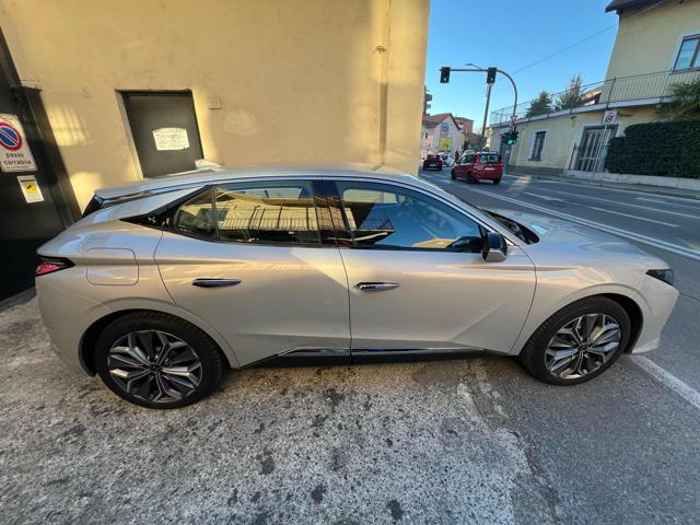 DS AUTOMOBILES DS 4 E-Tense 225 Cross Trocadero