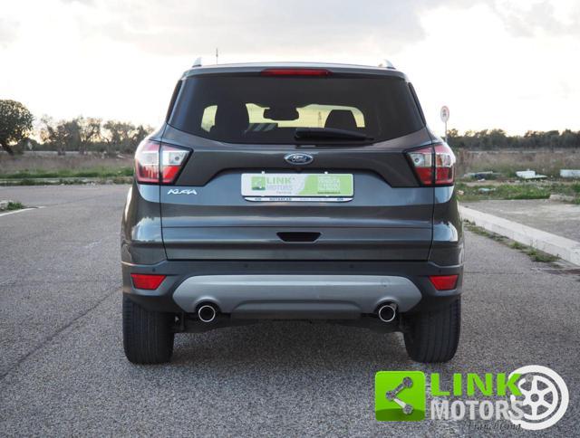 FORD Kuga 2.0 TDCI 150 CV 4WD Powershift ST-Line Business