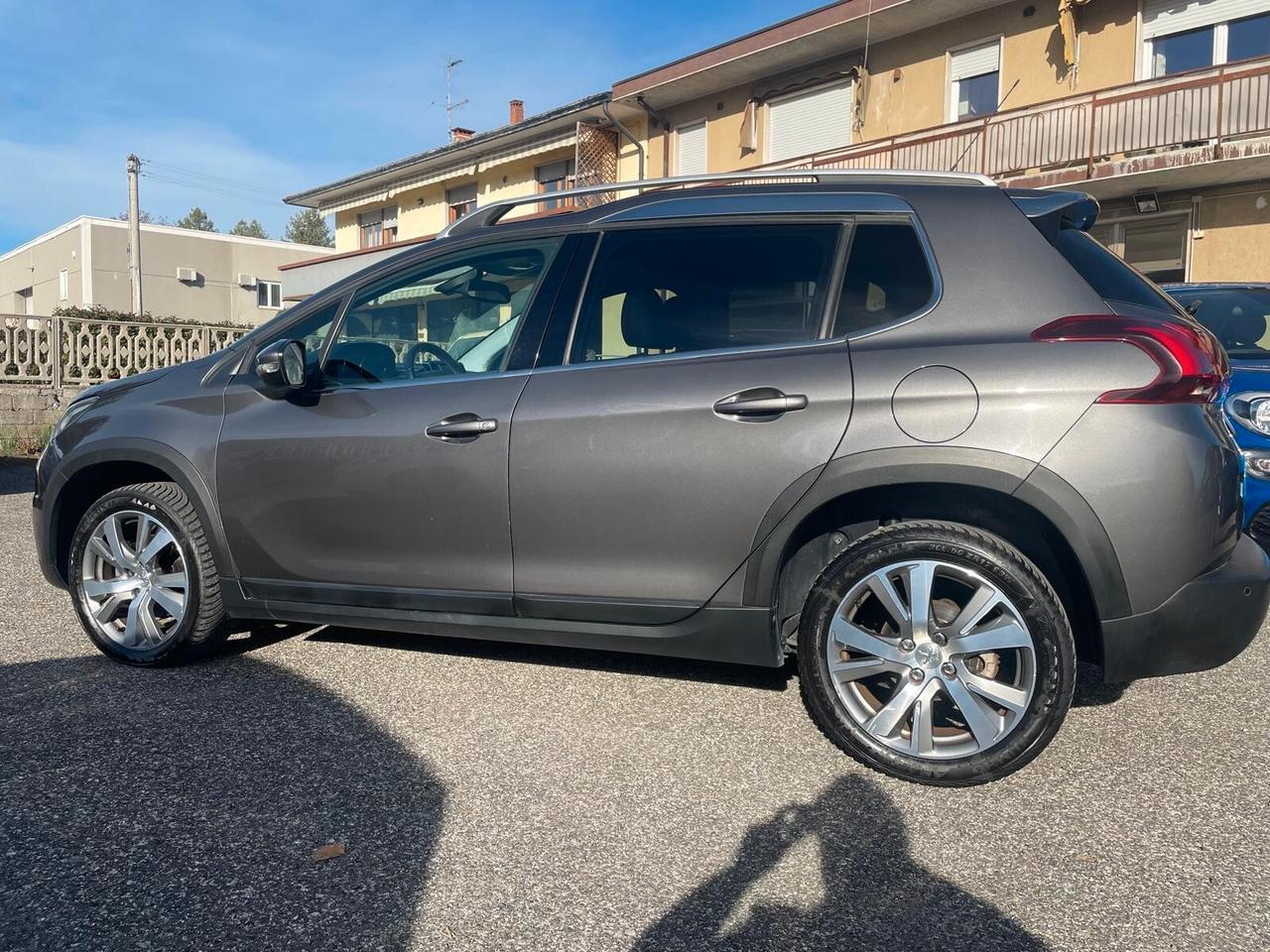 Peugeot 2008 BlueHDi 120 Allure