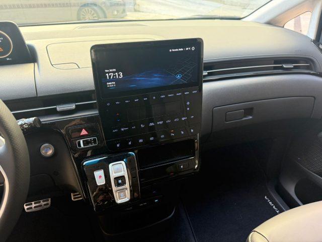HYUNDAI Staria 1.6 HEV 225CV AT 2WD 7 posti Luxury