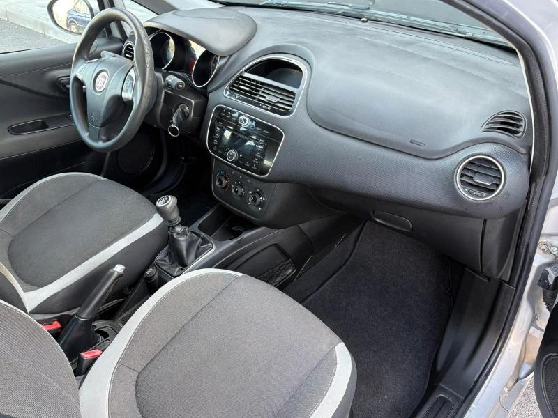 Fiat Punto 5 Porte 1.2 BENZ 69 CV Lounge ADATTA NEOPATENTATI