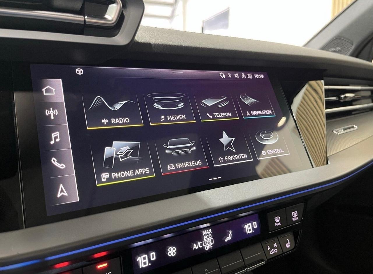 Audi A3 SPB 35 TDI S tronic S Line Nuovo Mod Tetto Pelle Matrix