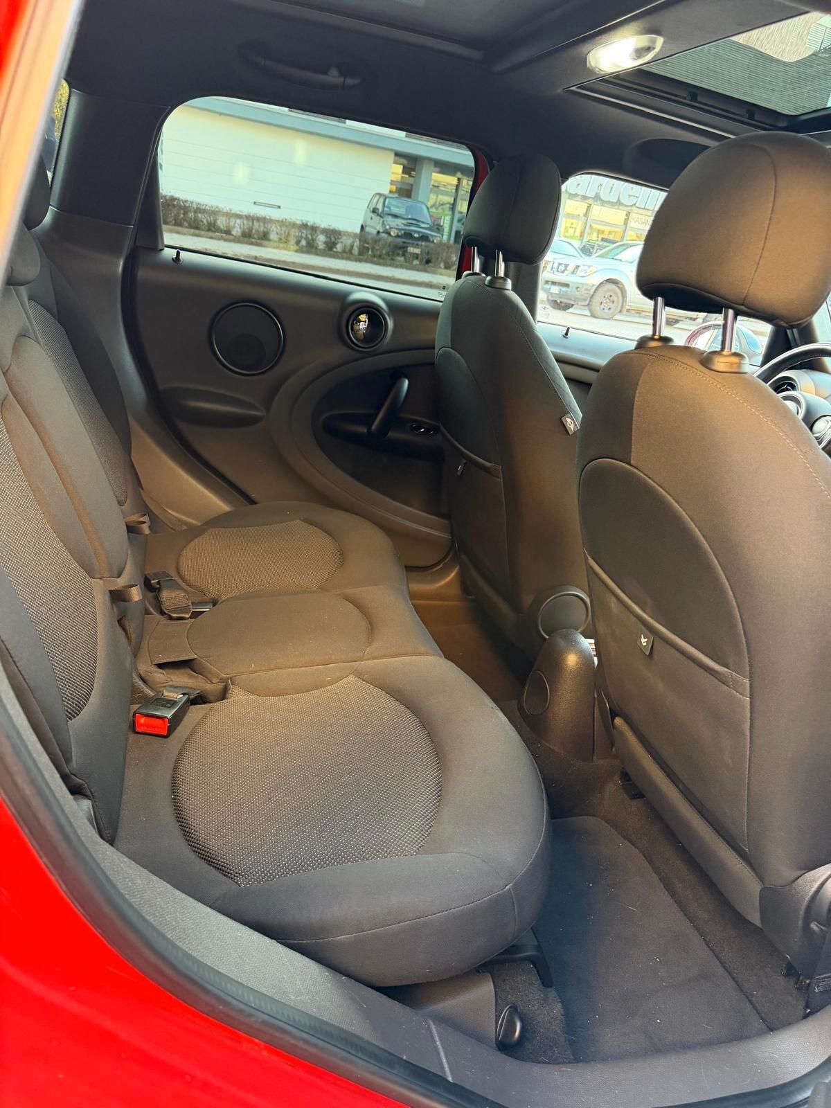 Mini Cooper Countryman 1.6 tetto