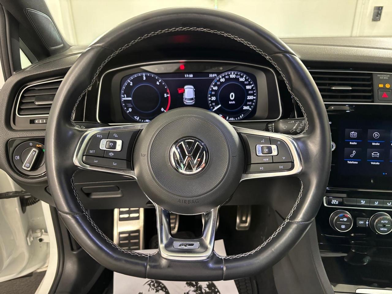 Volkswagen Golf R-LINE FULL OPTIONAL
