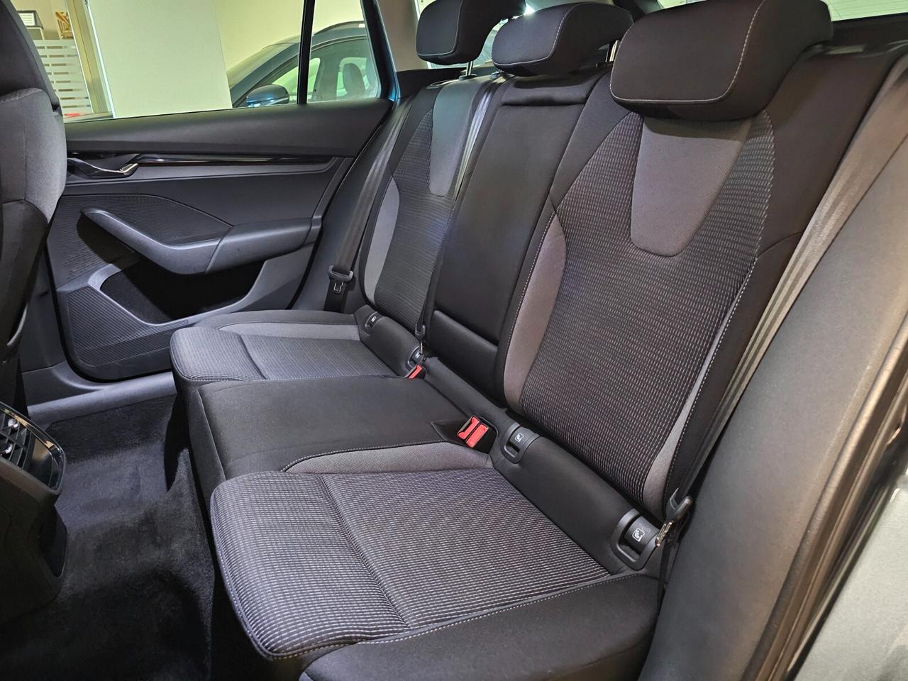 Skoda Octavia 2.0 TDI EVO SCR 150 CV DSG Wagon Executive