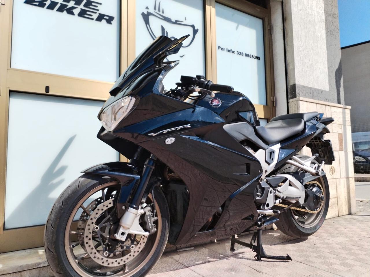 Honda VFR 800 F gt v4 sc project