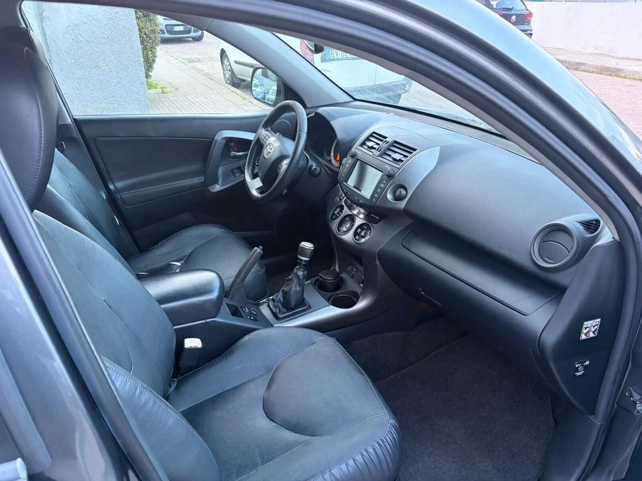 Toyota RAV4-UNICO PROPRIETARIO-4X4