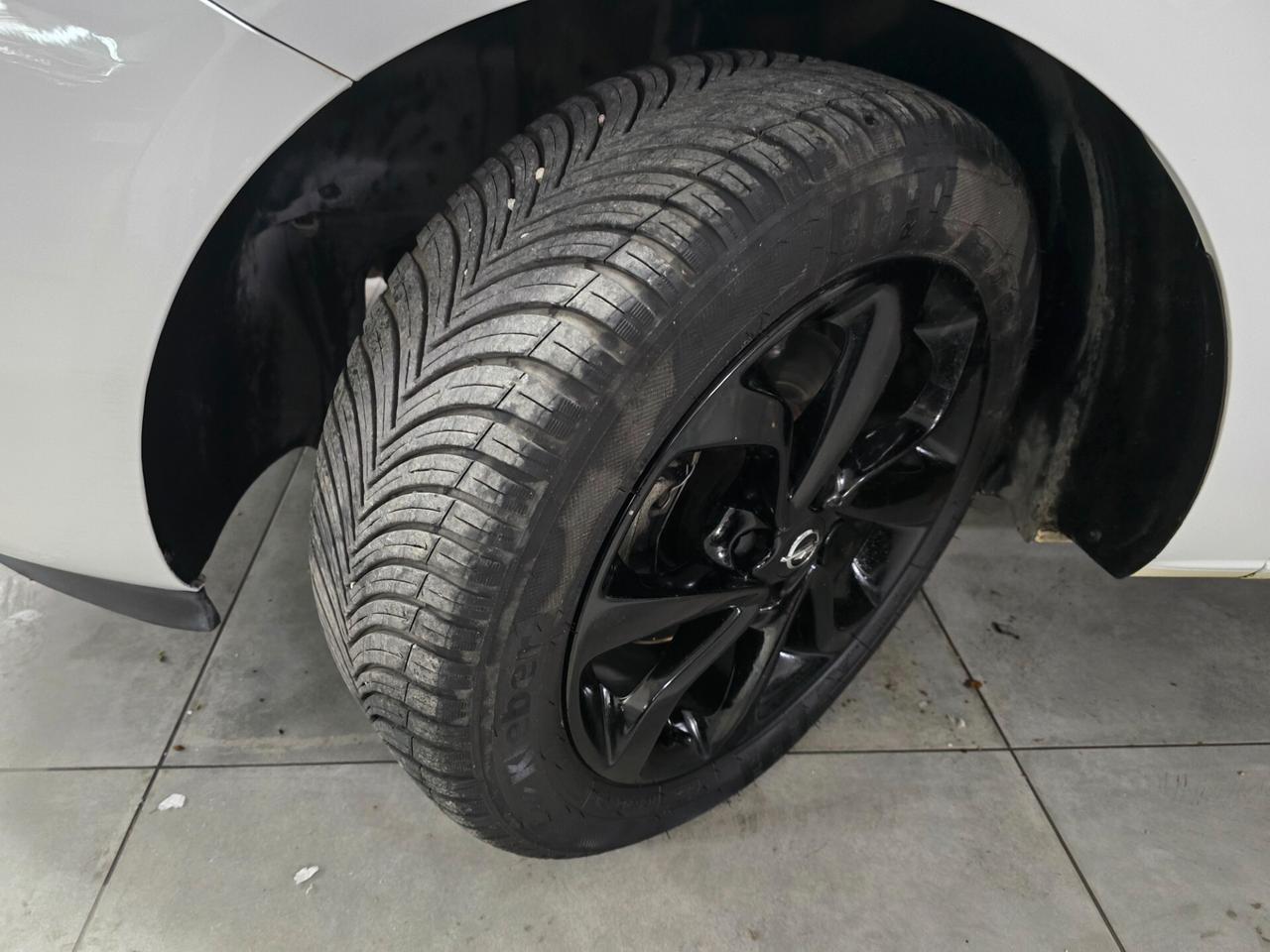 OPEL CORSA B-COLOR 1.3 M-JET 2019 PARI AL NUOVO