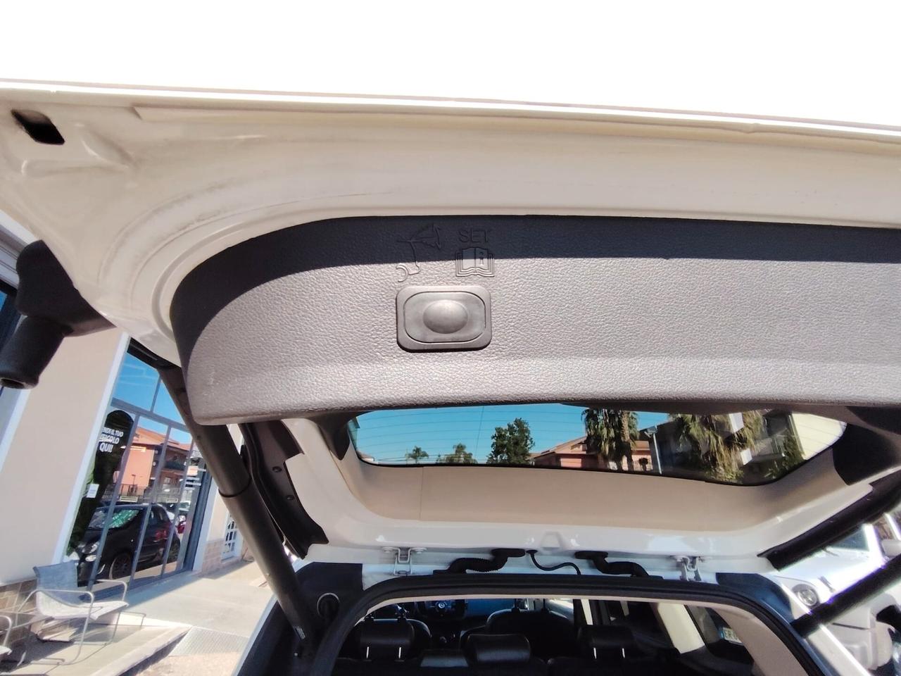 Ford Kuga 2.0 TDCI 140 CV 4WD Titanium