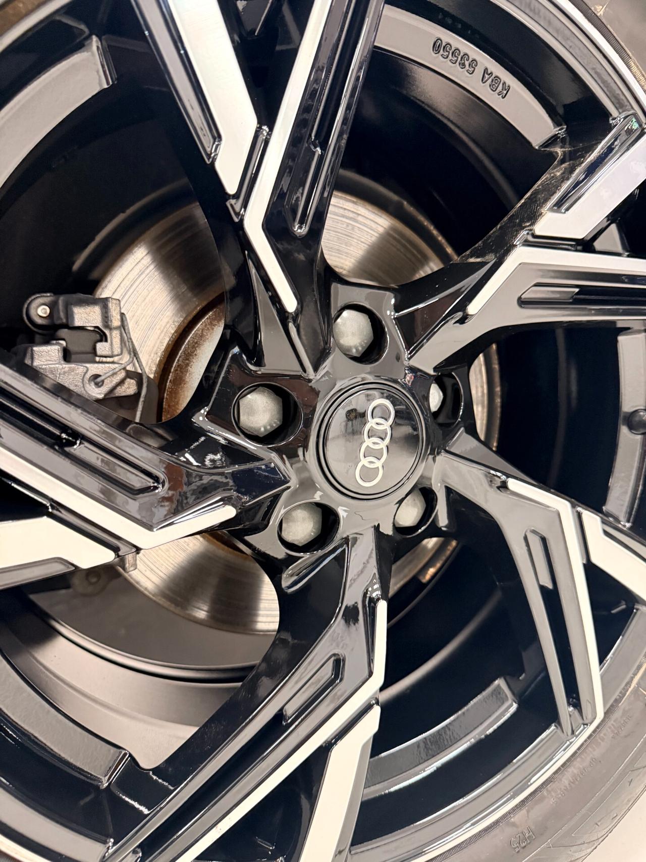 Audi Q3 SPB 40 TDI quattro S tronic 190 C.V CON TETTO APRIBILE,VIRTUAL COCKPIT,APPLE CARPLAY,TELECAMERA