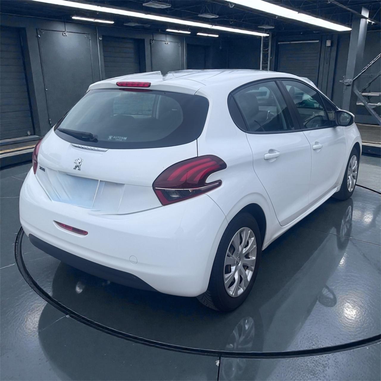 Peugeot 208 I 2012 5p 1.4 hdi 8v Allure