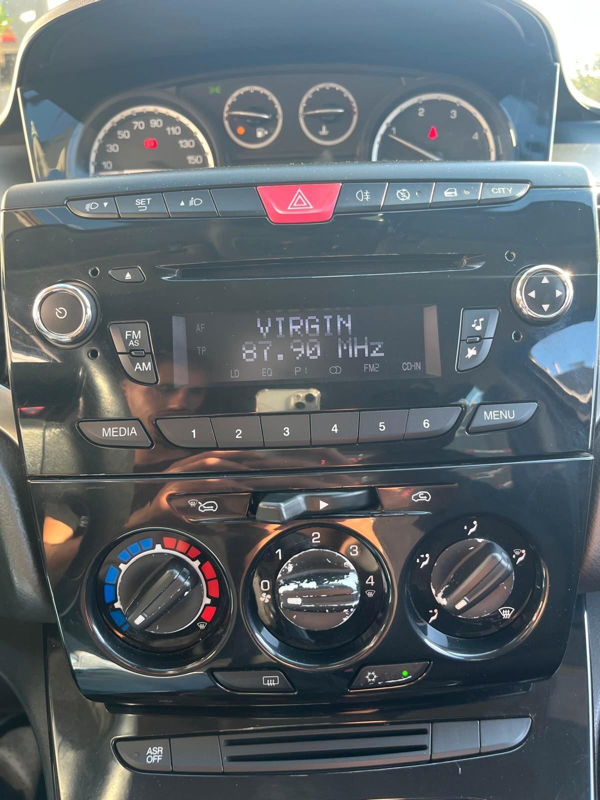 Lancia Ypsilon 1.3 MJT 16V 95 CV 5 porte S&S Gold