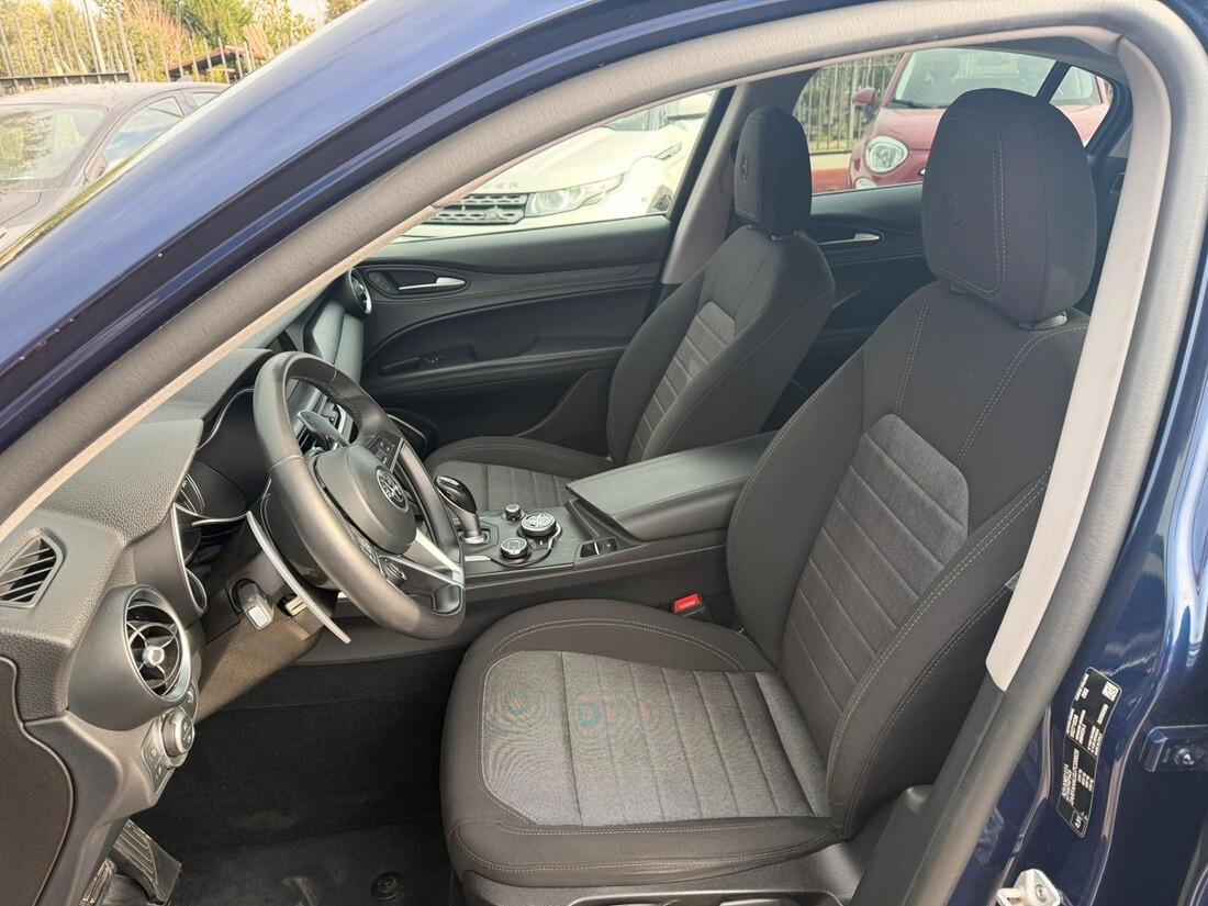 Alfa Romeo Stelvio 2.2 Turbodiesel 180 CV AT8 Q4 Executive