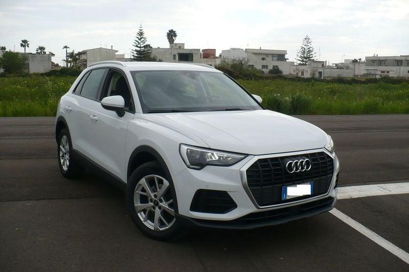 Audi Q3 2.0 35 TDI S Tronic Business Advanced