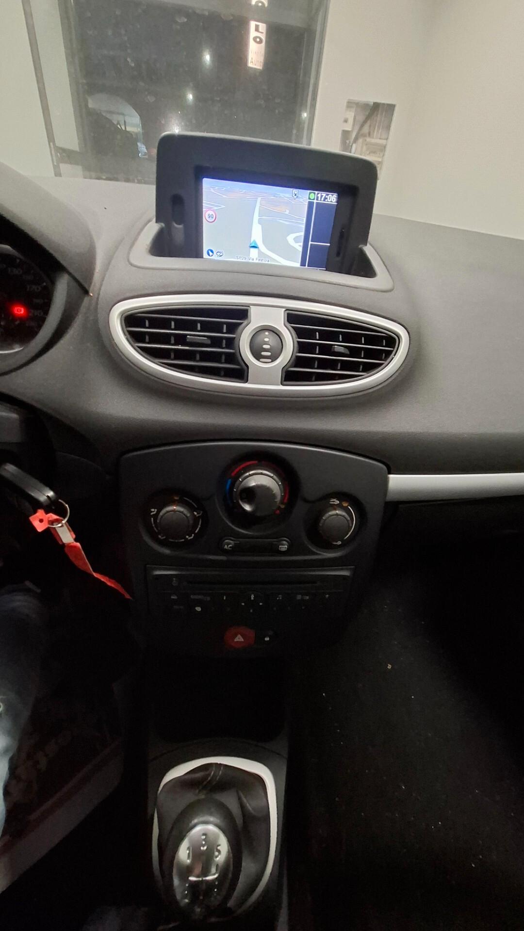 Renault Clio 1.2 16V 5 porte Live!