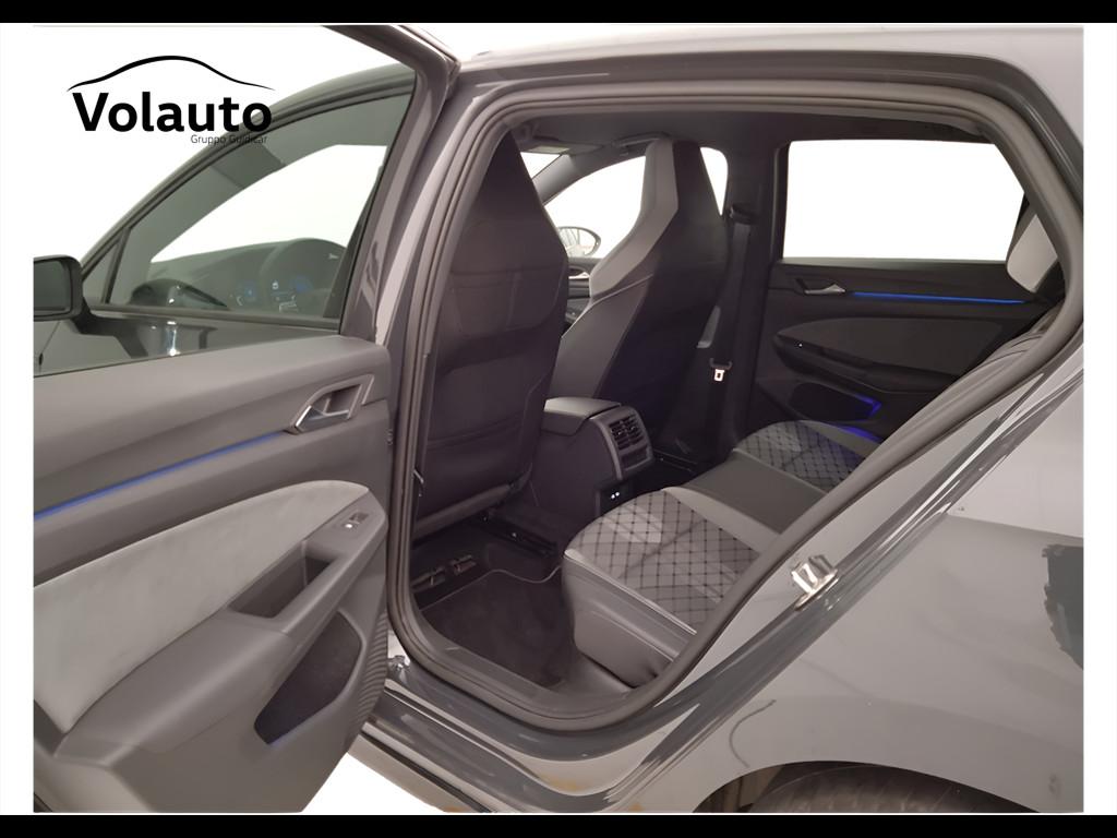 VOLKSWAGEN Golf VIII 2020 - Golf 1.5 tsi evo R-Line 130cv