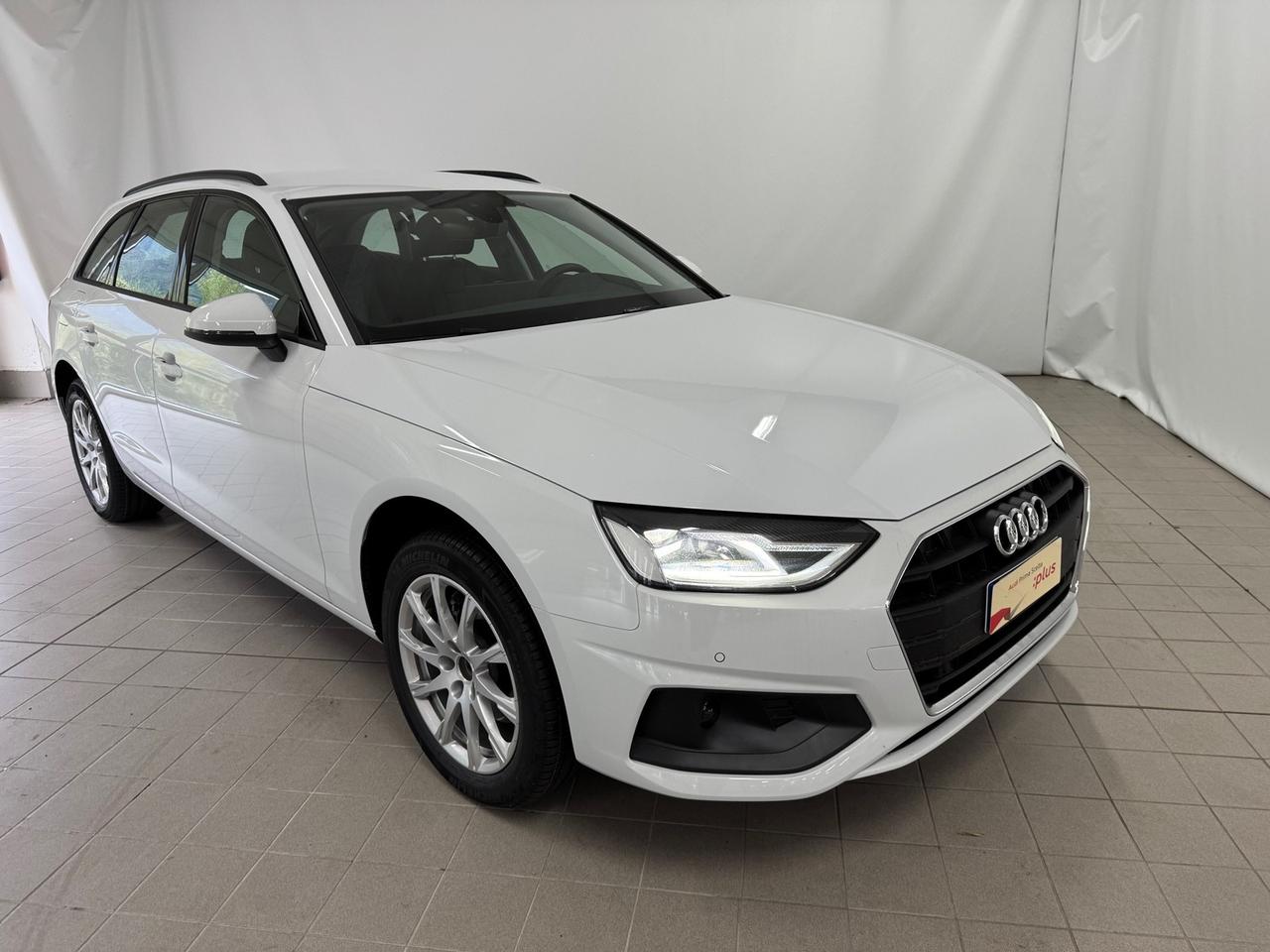 Audi A4 avant 30 2.0 tdi mhev business 136cv s-tronic