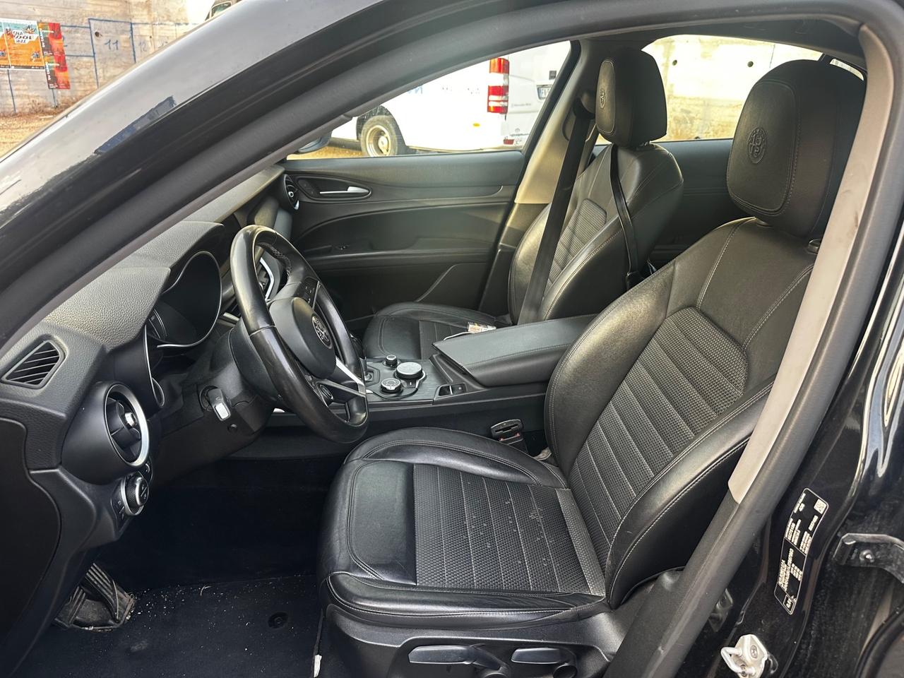 Alfa Romeo Stelvio 2.2 Turbodiesel 180 CV AT8 RWD Executive