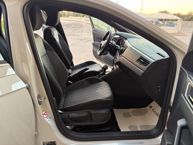 VOLKSWAGEN Taigo 1.0 TSI 110 CV DSG R-Line TETTO APR/PAN