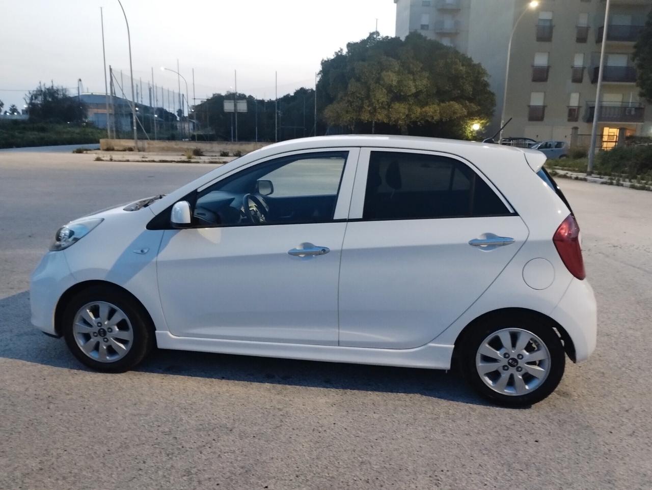 Kia Picanto 1.0 12V 5 porte Glam