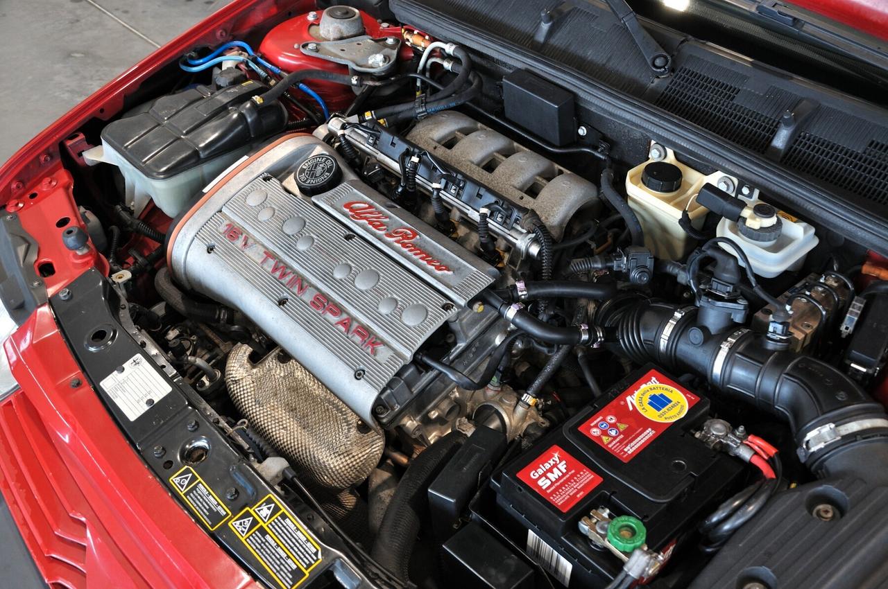 Alfa Romeo 145 2.0i 16V Twin Spark cat Quadrifoglio