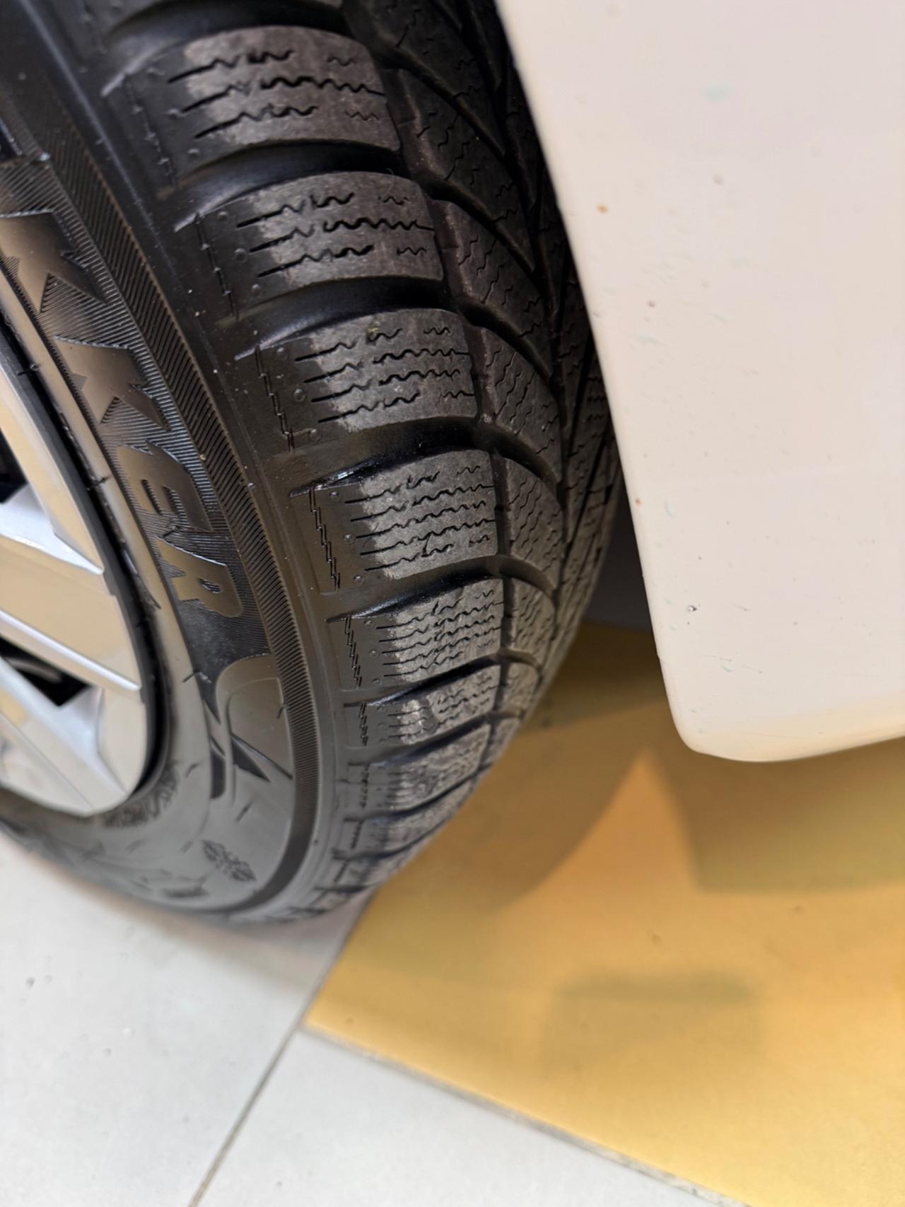 Volkswagen up! Up 1.0 Benz 5 Porte