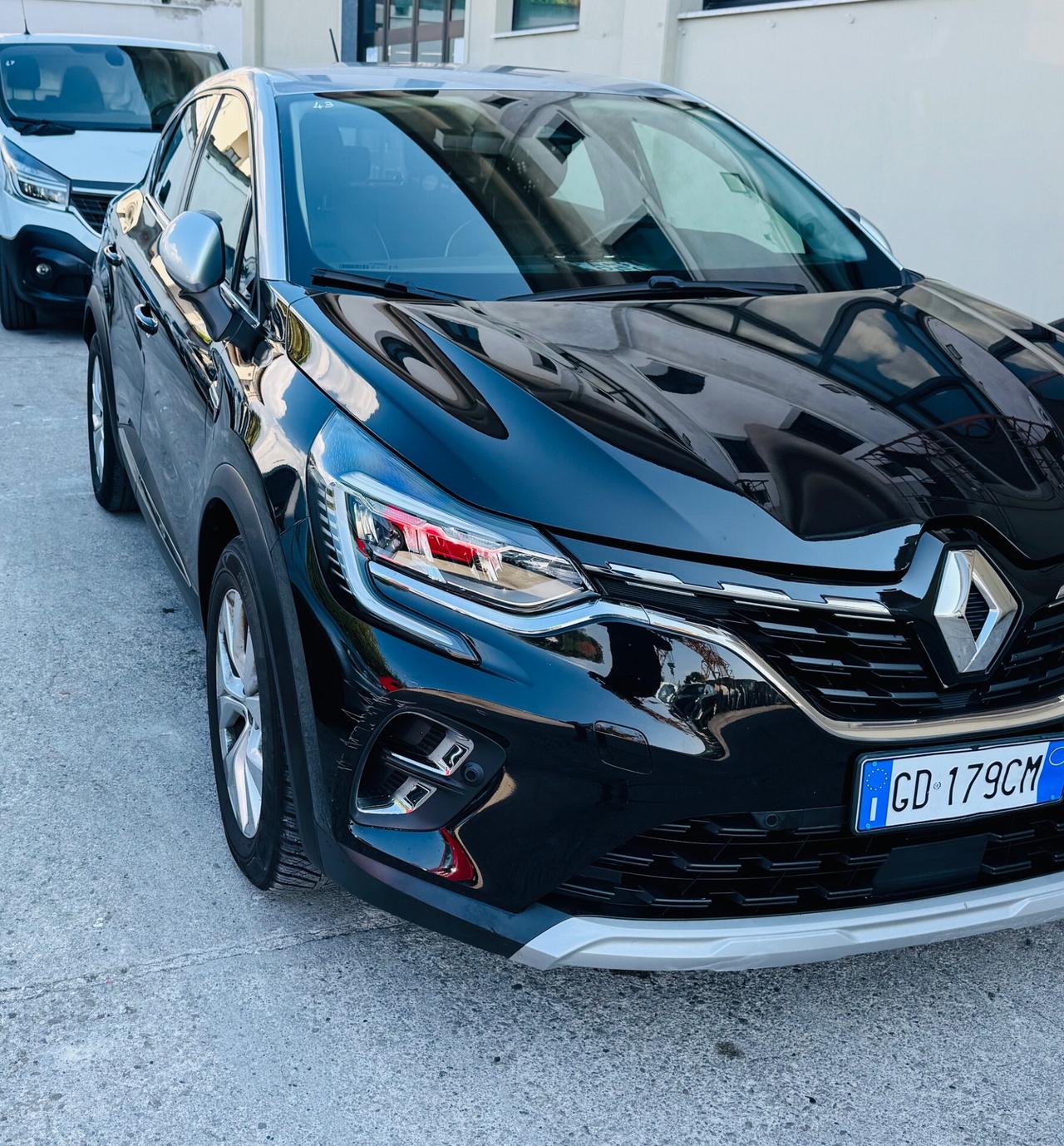 Renault Captur TCe 100 CV Intens