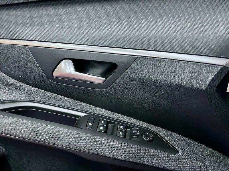 Peugeot 3008 BlueHDi 130 EAT8 S&S Allure