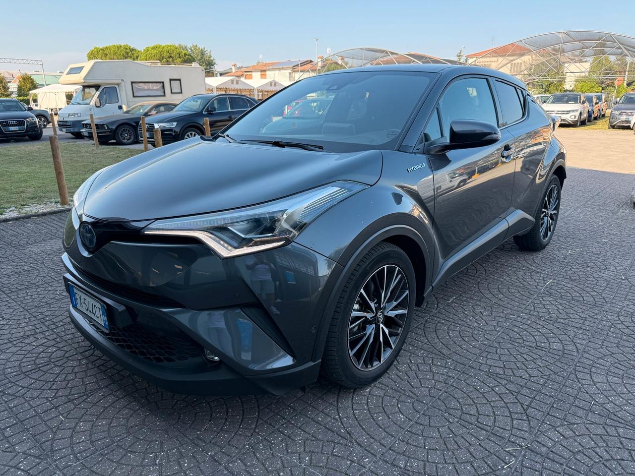 Toyota C-HR 1.8 Hybrid E-CVT Lounge